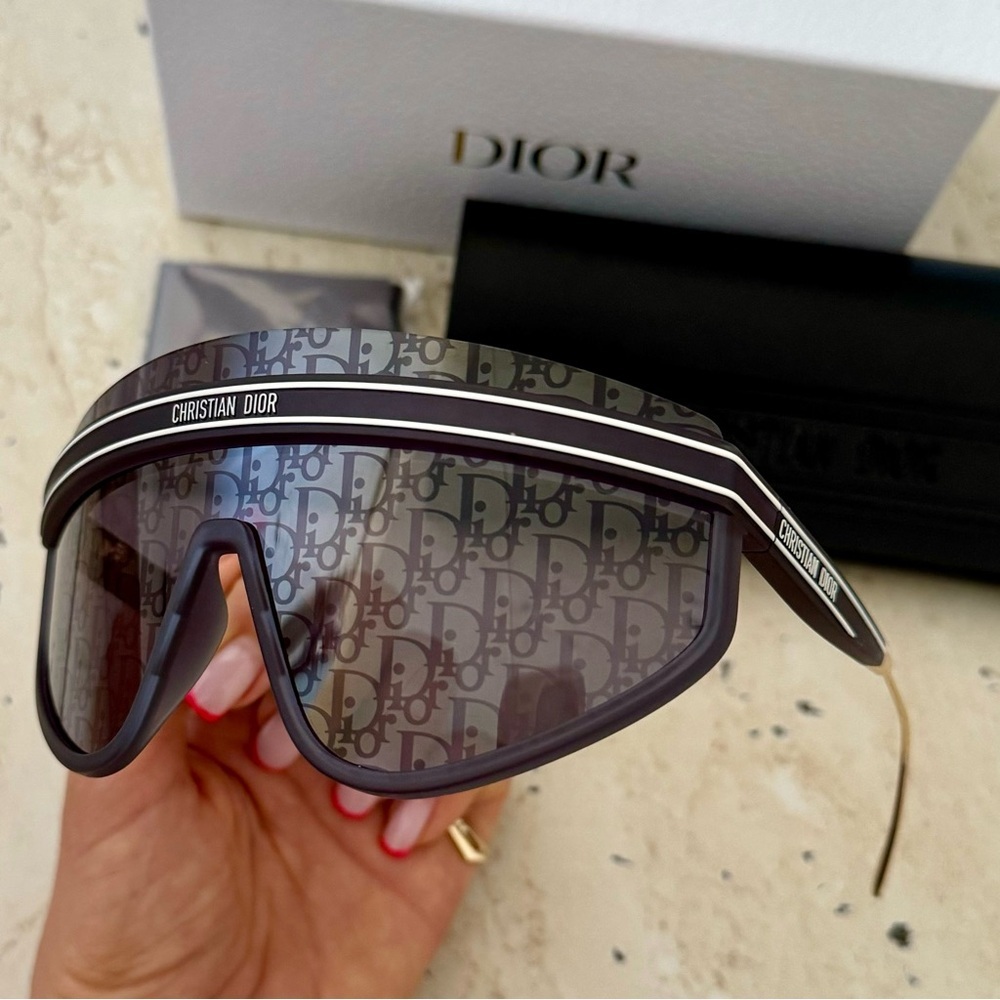 New! Dior Club M2U 31B8 Sunglasses, Monogram Lenses, Authentic! - Picture 5 of 16